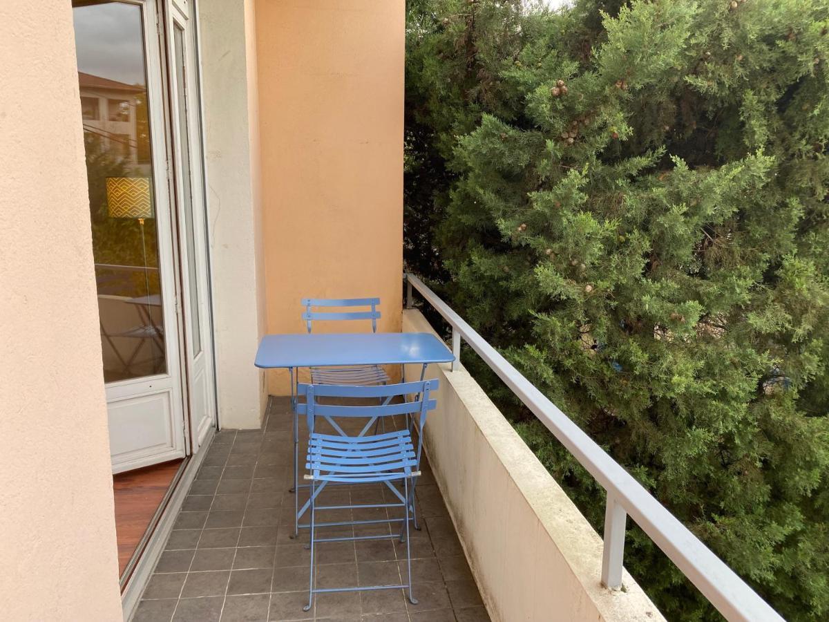 Le Balcon De Jules - Charmant Pied-A-Terre - Parking Possible Pour Vehicule De Moins De 4,40 M De Long Leilighet Lyon Eksteriør bilde