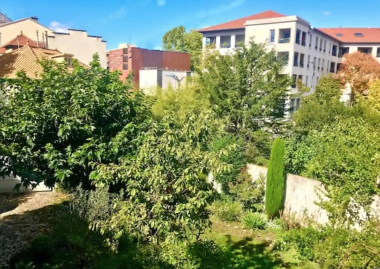 Le Balcon De Jules - Charmant Pied-A-Terre - Parking Possible Pour Vehicule De Moins De 4,40 M De Long Leilighet Lyon Eksteriør bilde